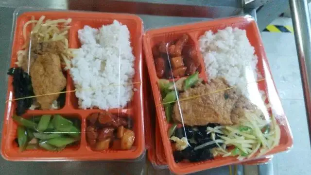 借助线上篮球训练平台在家也能追逐梦想_0